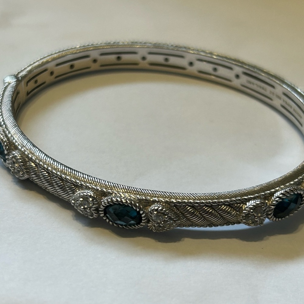 Judith ripka blue topaz 925 sterling hinged bracelet